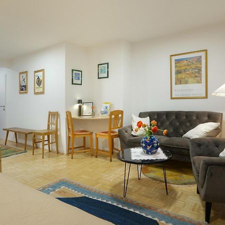 Homely Apartment In The Center With Garden View Гмунден Екстериор снимка
